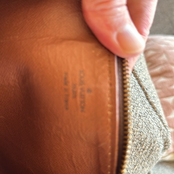 Louis Vuitton Monogram Papillon 26 Handbag - Picture 8 of 11